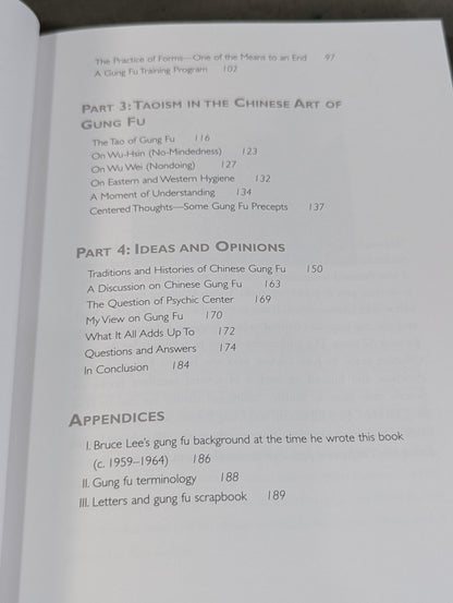 Bruce Lee The Tao of Gung Fu : A Study in the Way of Chinese Martial Art (VOLUME TWO)