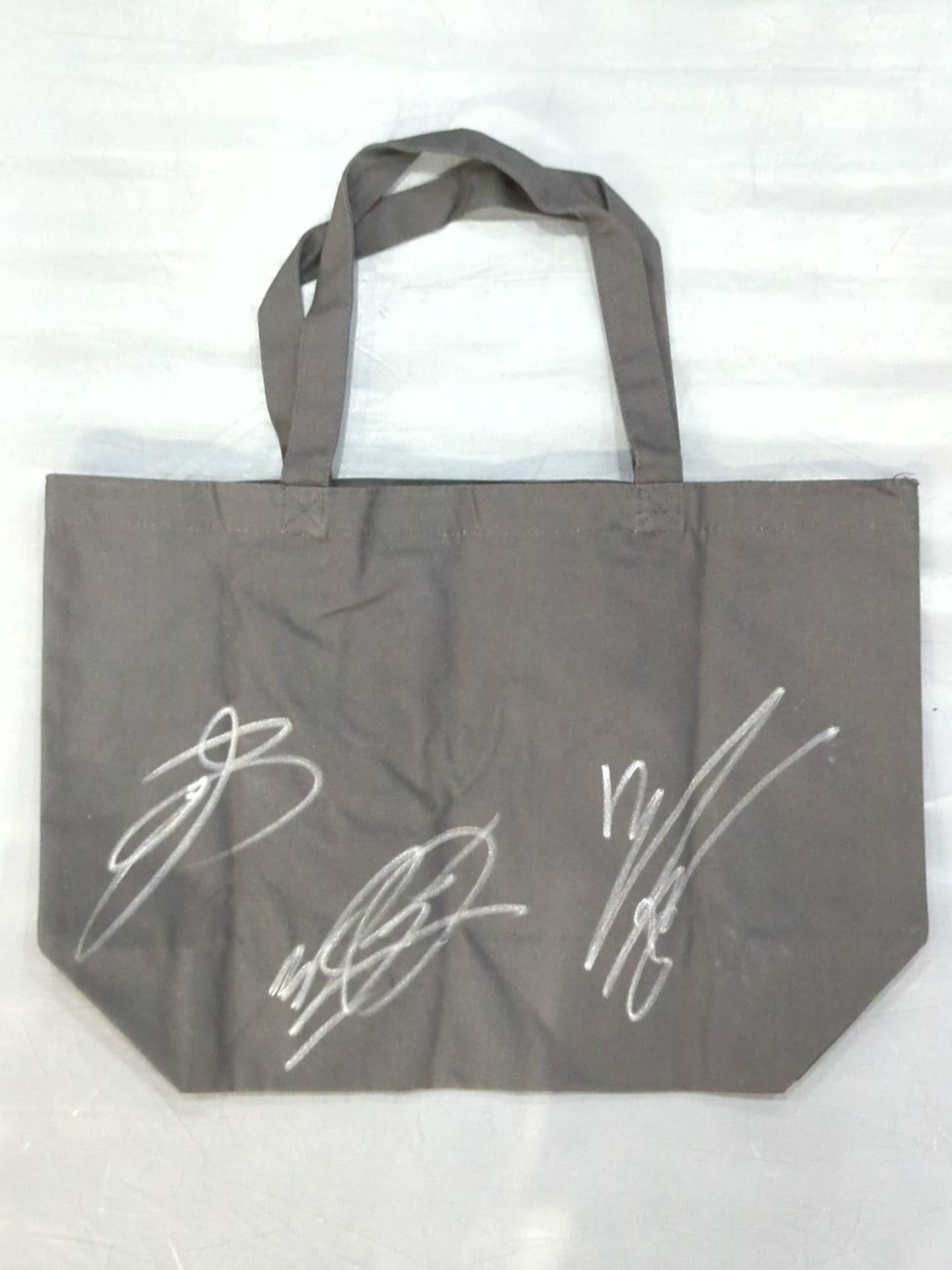 [3 fighters hand signed autograph 】Big Japan Pro Wrestling  "BIG JAPAN PRO-Wrestling " Tote Bag