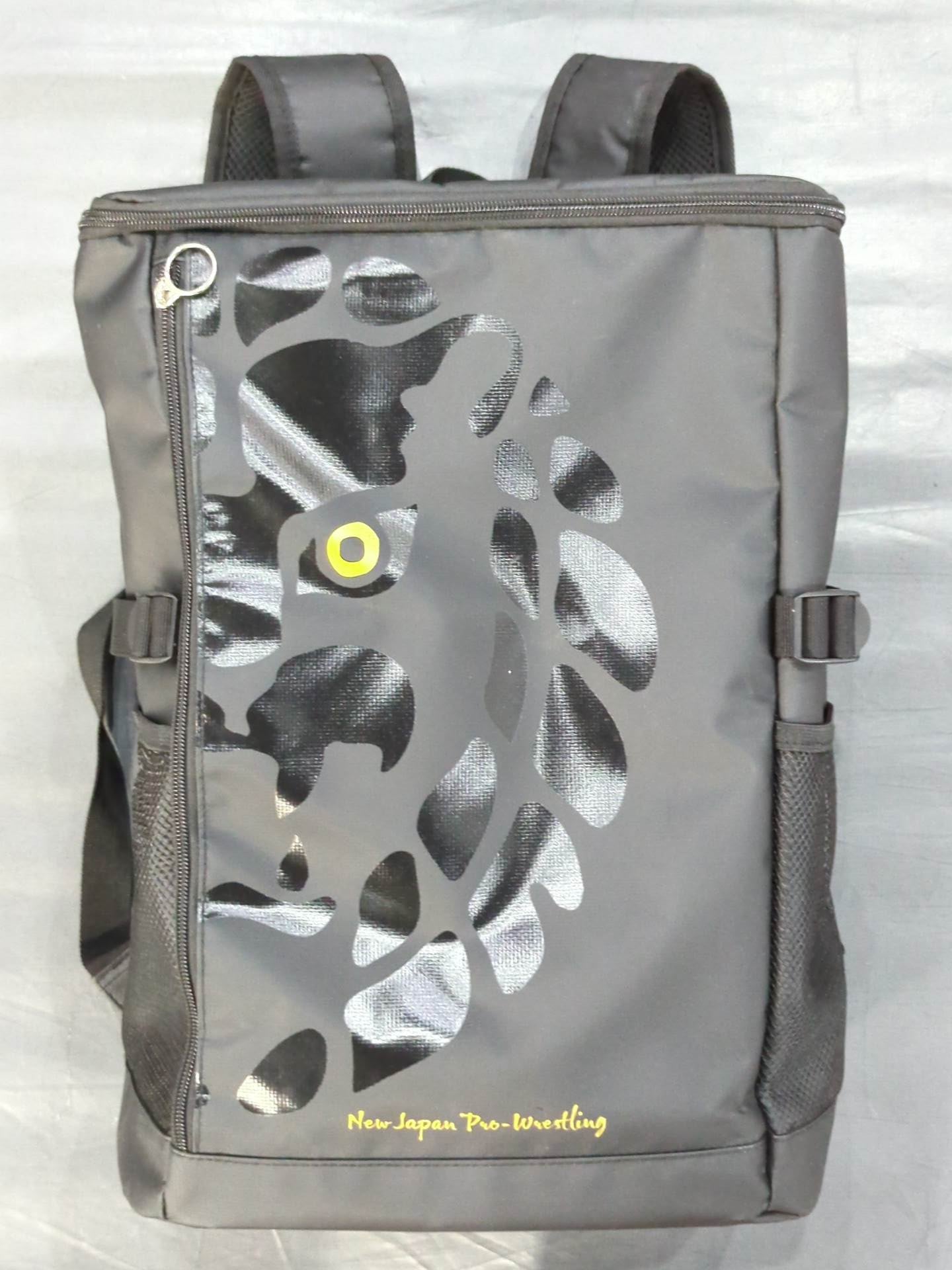 ★ New Japan Pro Wrestling lottery ★ Lion Mark  Box Backpack