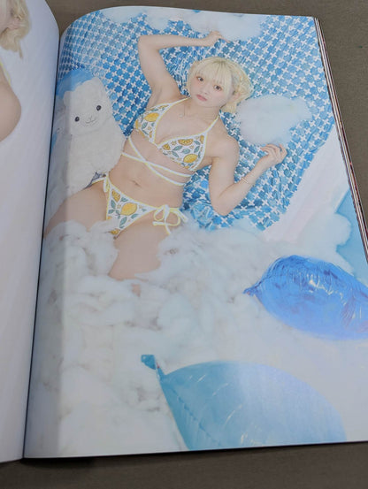【NATSUPOI  hand signed autograph 】STARDOM VISUAL BOOK Bikiniing 12