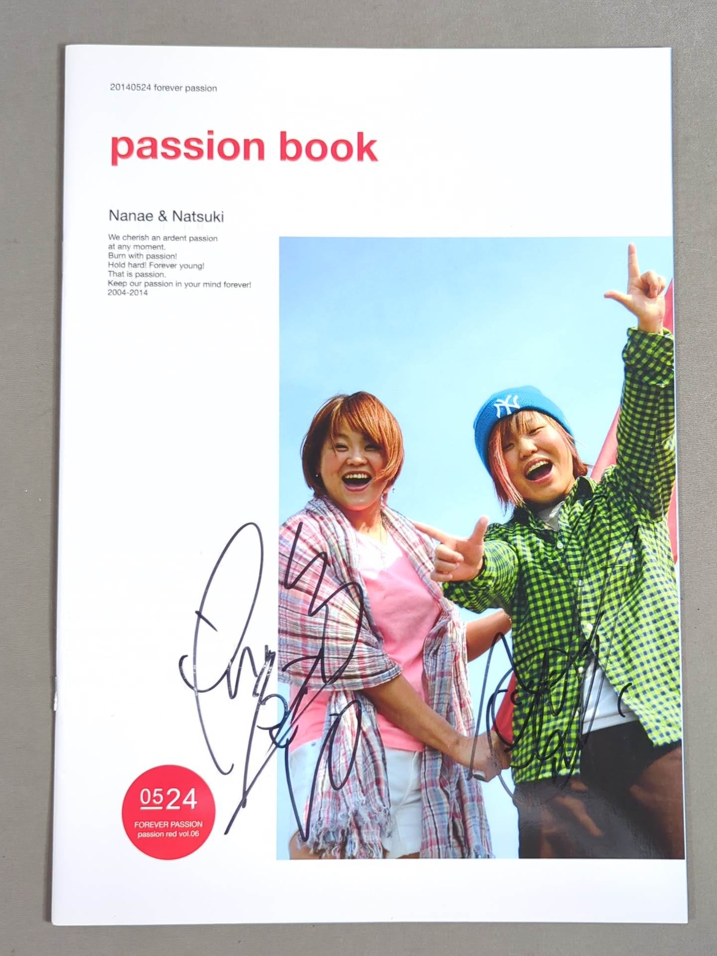 [2 fighters hand signed autograph The 6th Passion Red Box Office