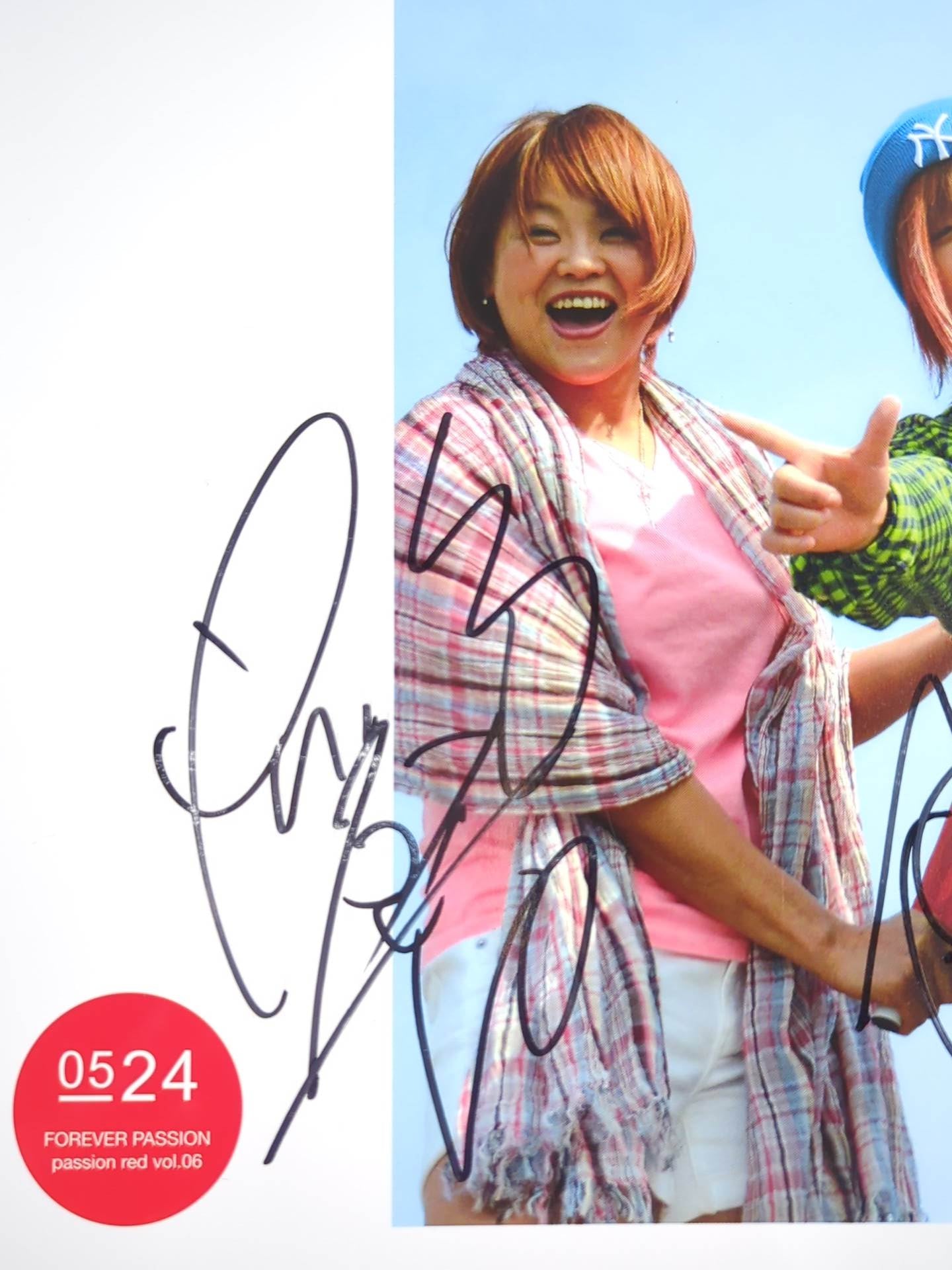 [2 fighters hand signed autograph The 6th Passion Red Box Office