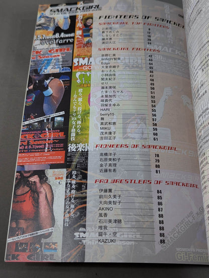 [2 fighters hand signed autograph 】SMACKGIRL OFFICIAL BOOK 2000-2006