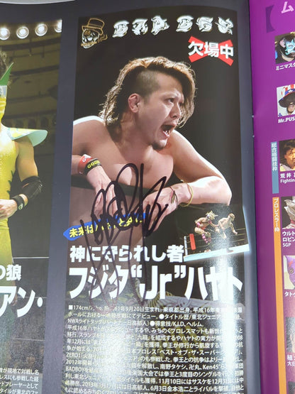 [4 fighters hand signed autograph The ★ Great War ★ of the Worlds Michinoku Pro Wrestling Official Pamphlet Vol.158