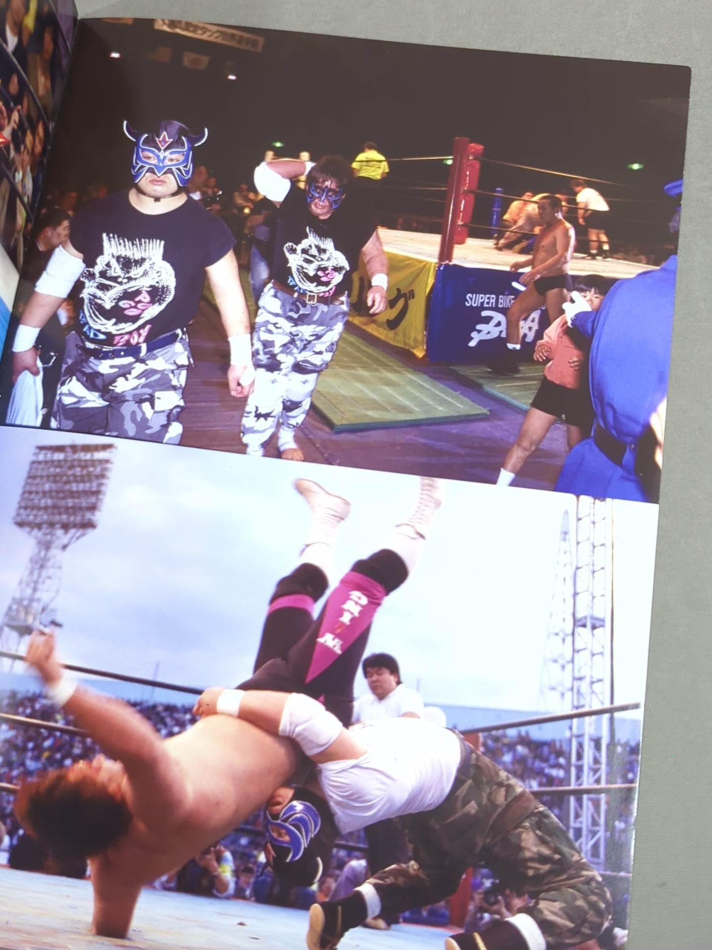 【hand signed autograph】 Magnitude Kishiwada 20th Anniversary Photograph collection