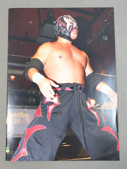 【hand signed autograph】 Magnitude Kishiwada 20th Anniversary Photograph collection