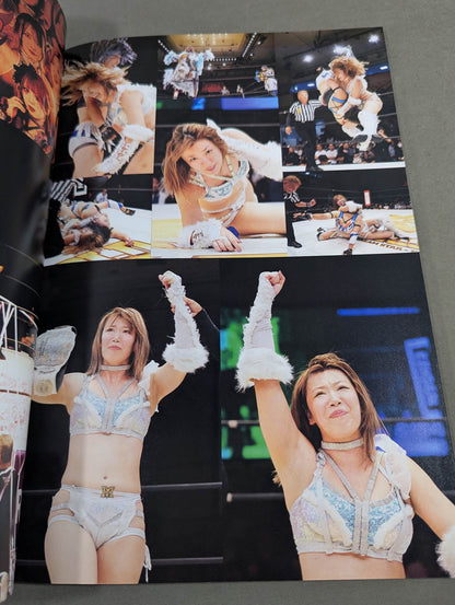 【Mai Sakurai hand signed autograph 】FOTOLIBRE de Mascara Numero.81