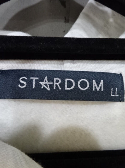 なつぽい×アベイル プルオーバーパーカー