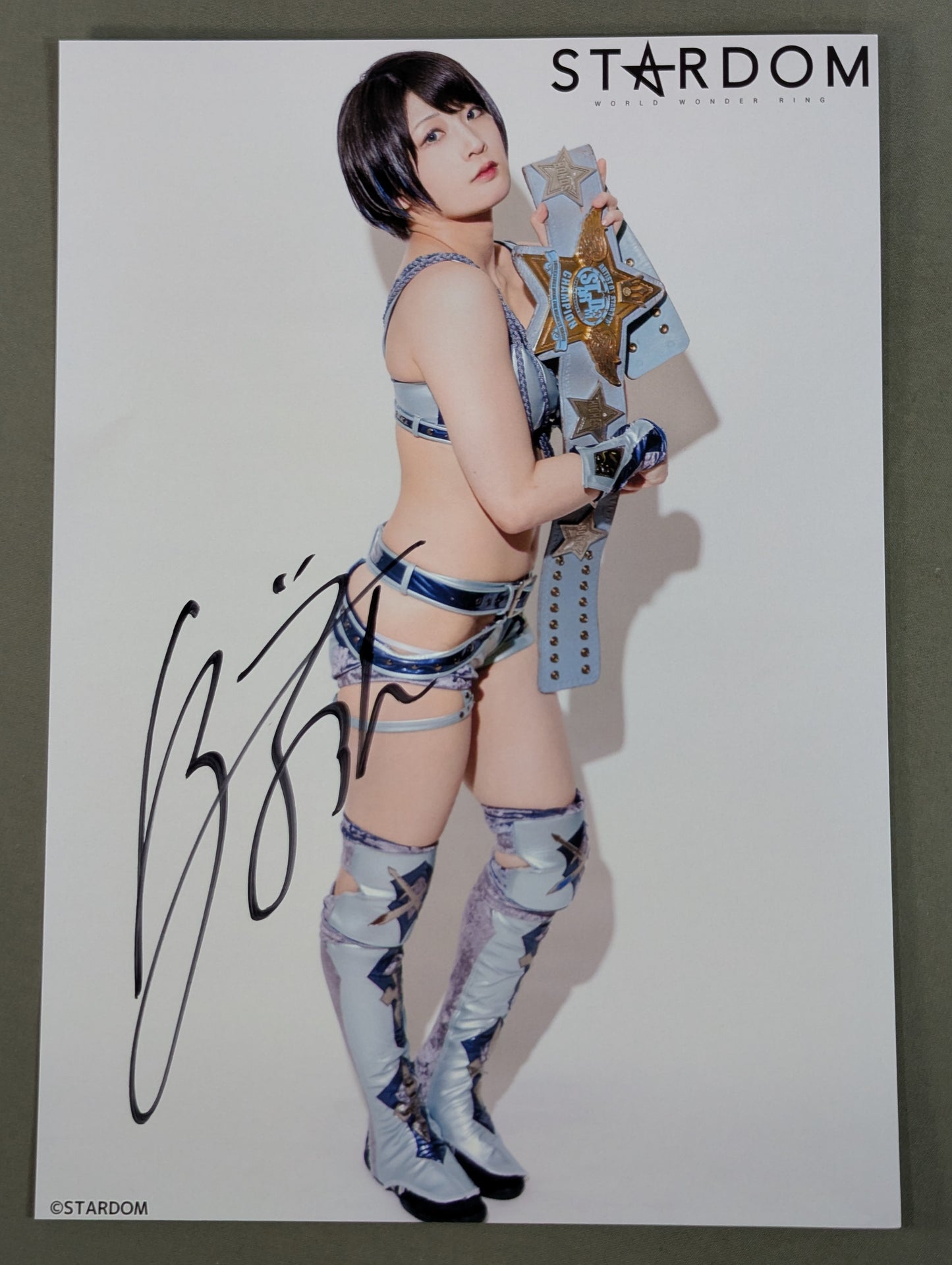 Saori Anou  hand signed autograph  Starda Pro-Photo (C-9)