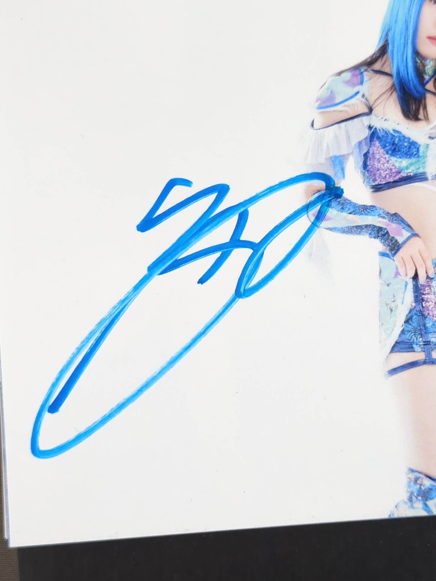 【直筆サイン入り】世羅りさ 2025年 卓上カレンダー