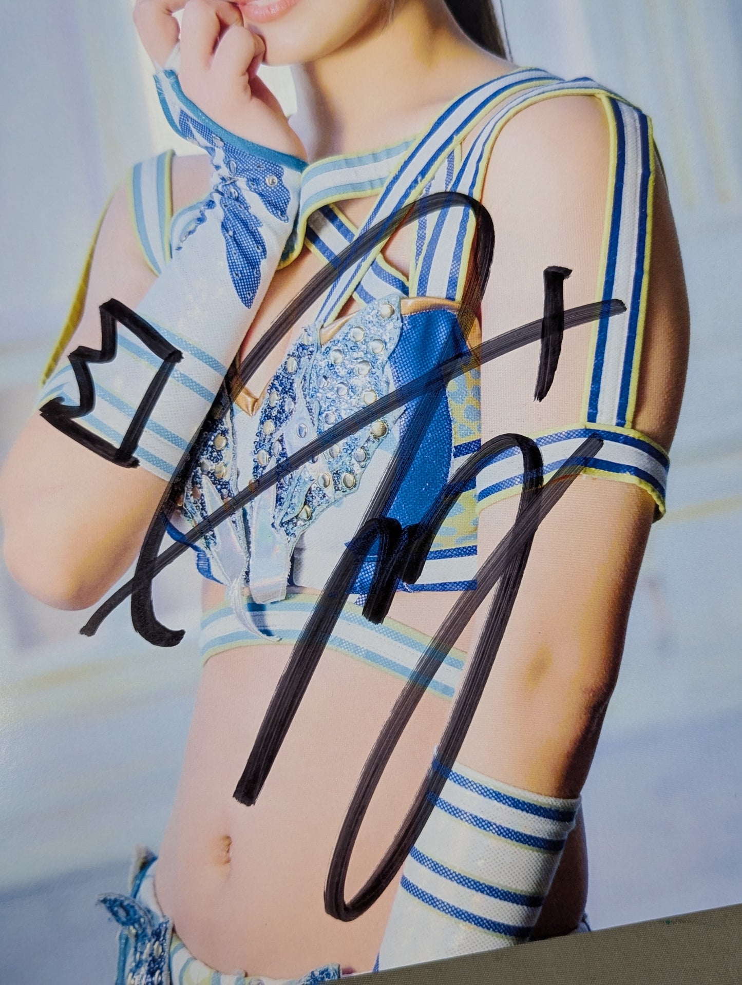 Miyu Amasaki  hand signed autograph  Starda Pro-Photo  (I-9)