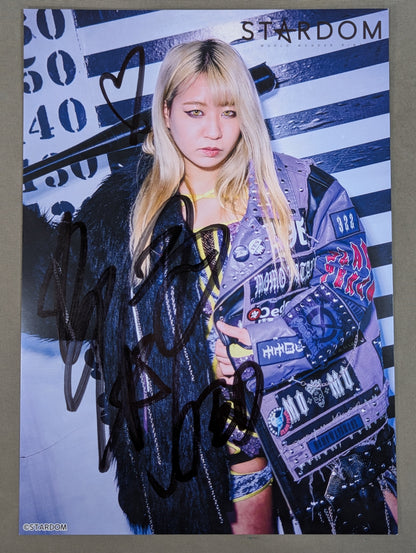 Momo Watanabe  hand signed autograph  Starda Pro-Photo (J-9)