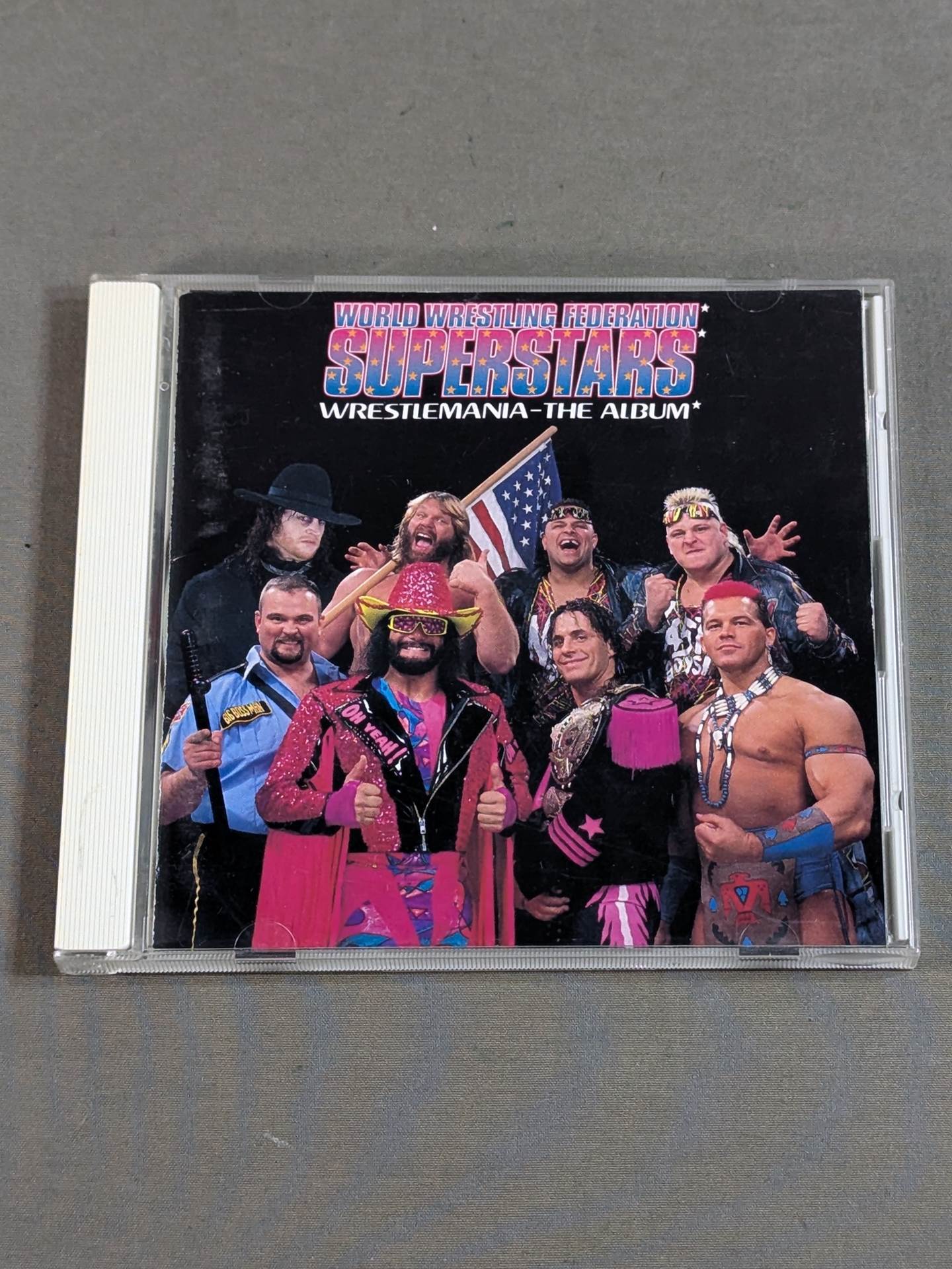 WWF SUPERSTARS WRESTLEMANIA-THE ALBUM (Domestic Edition)