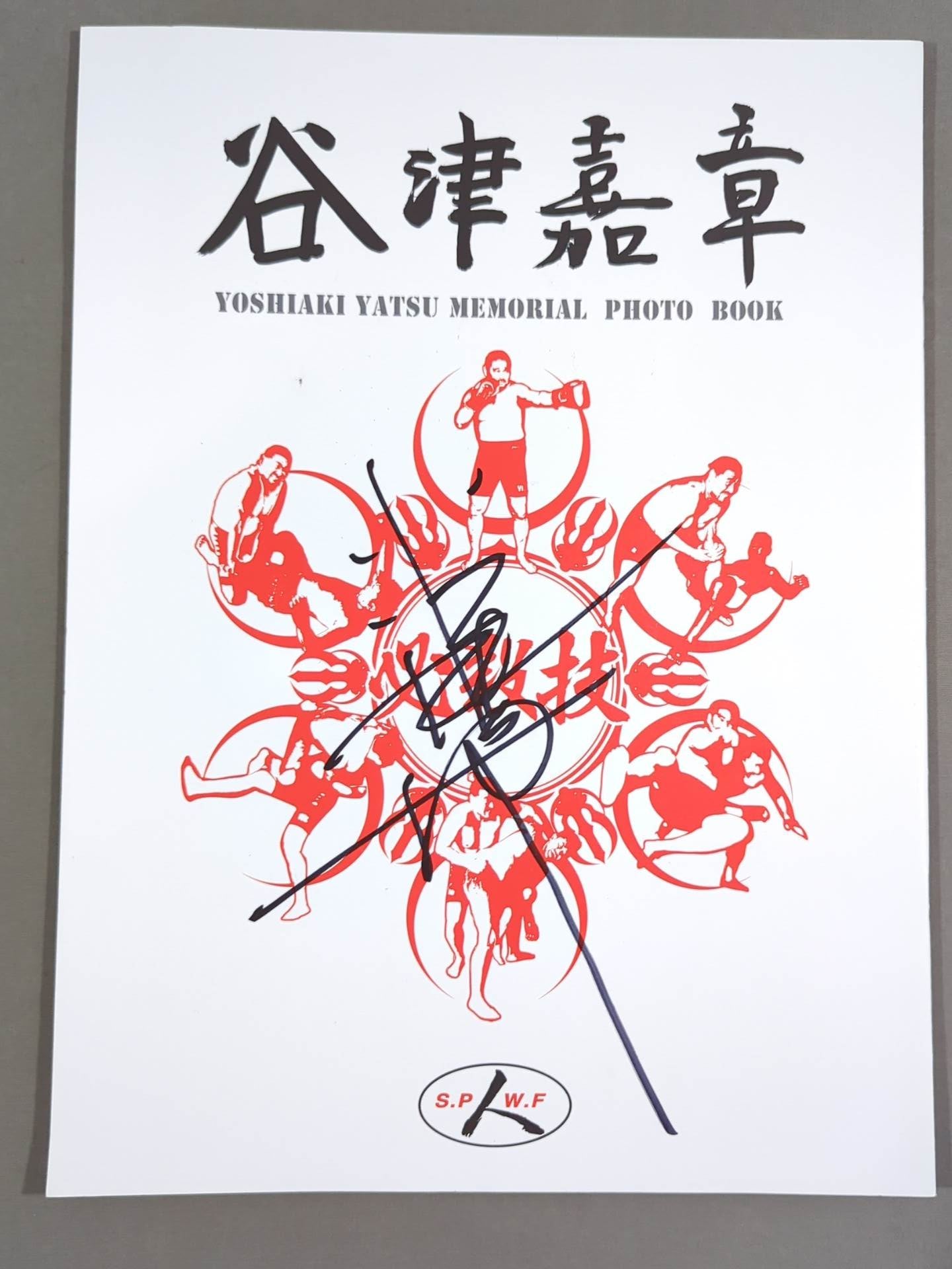 【直筆サイン入り】谷津嘉章 YOSHIAKI YATSU MEMORIAL PHOTO BOOK
