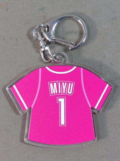 山下実優 東京女子プロレス ベースボールシャツ風アクリルキーホルダー