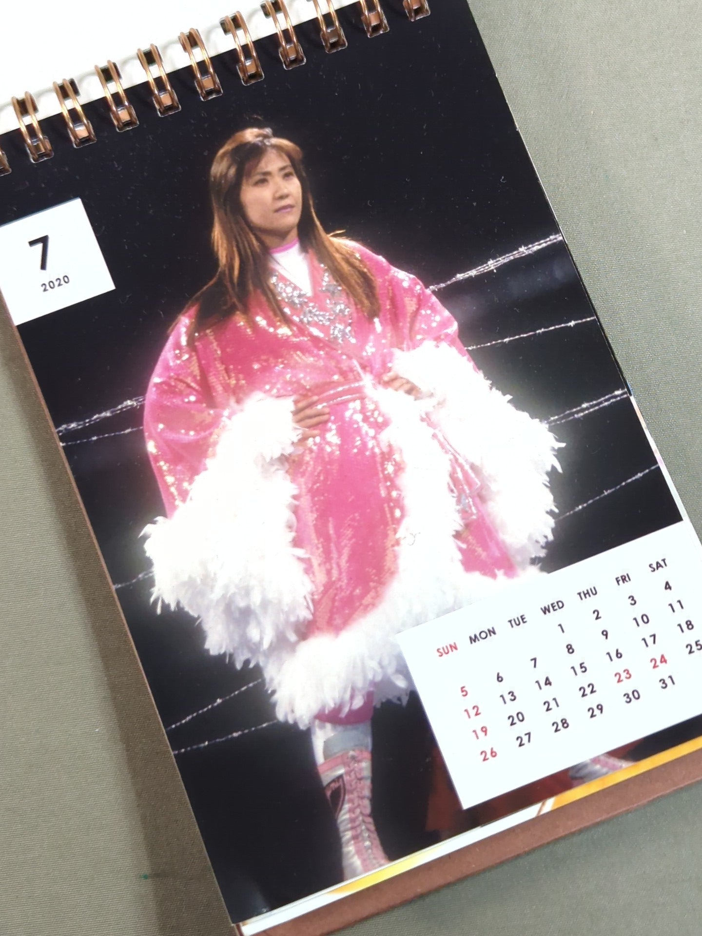 【直筆サイン入り】工藤めぐみ 2020年 卓上カレンダー