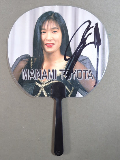 【直筆サイン入り】豊田真奈美 ミニうちわ
