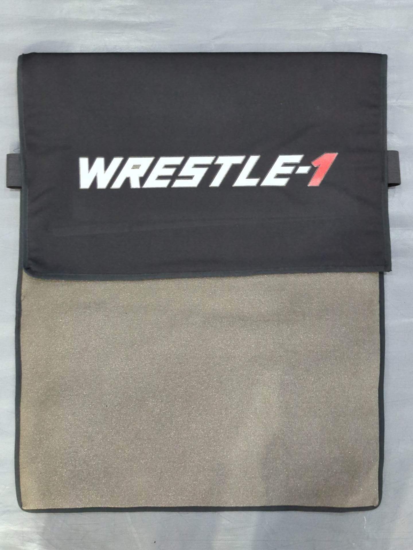 WRESTLE-1 座布団(黒)