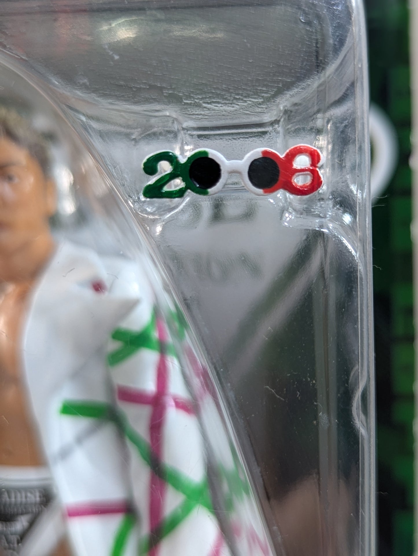 ミラノコレクションA.T. (白ガウン・サングラス・ミケーレ)