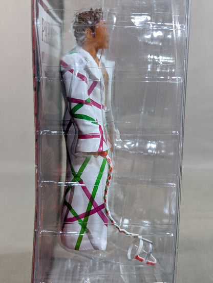 ミラノコレクションA.T. (白ガウン・サングラス・ミケーレ)