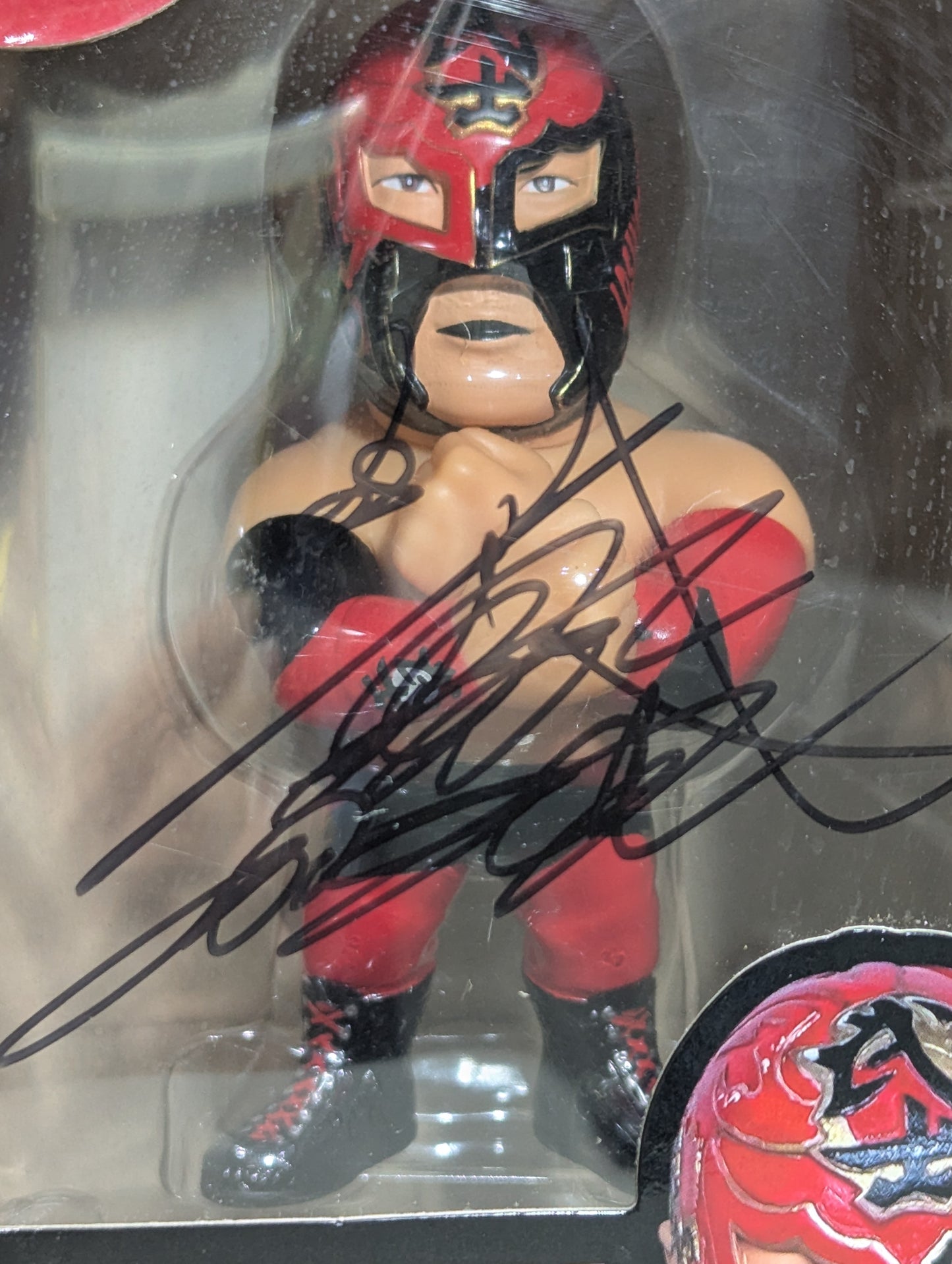 【直筆サイン入り】BUSHI(赤黒コスチュームver.) 16dソフビコレクション