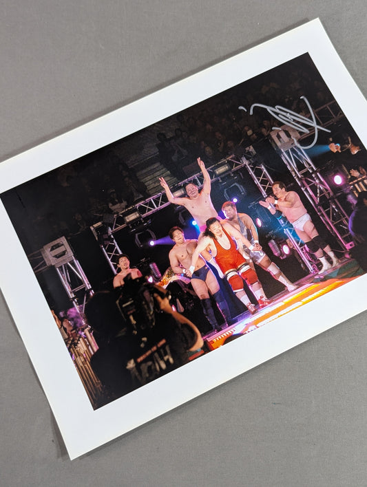 Haruka Eigen  hand signed autograph Pro-Photo (1)