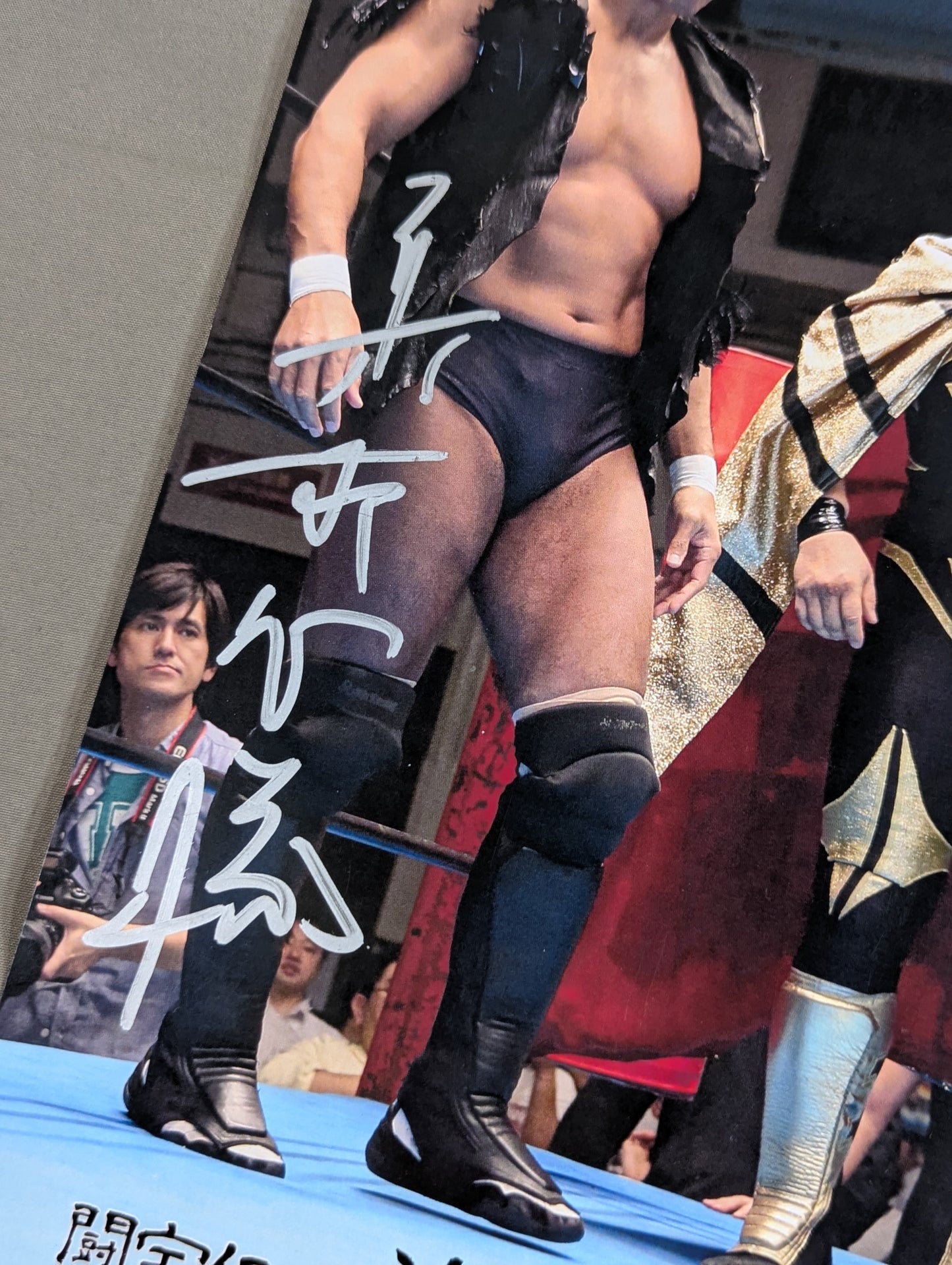 [Masakatsu Funaki  hand signed autograph ] The first Tiger Mask &Masakatsu Funaki  Pro-Photo ( A-1)