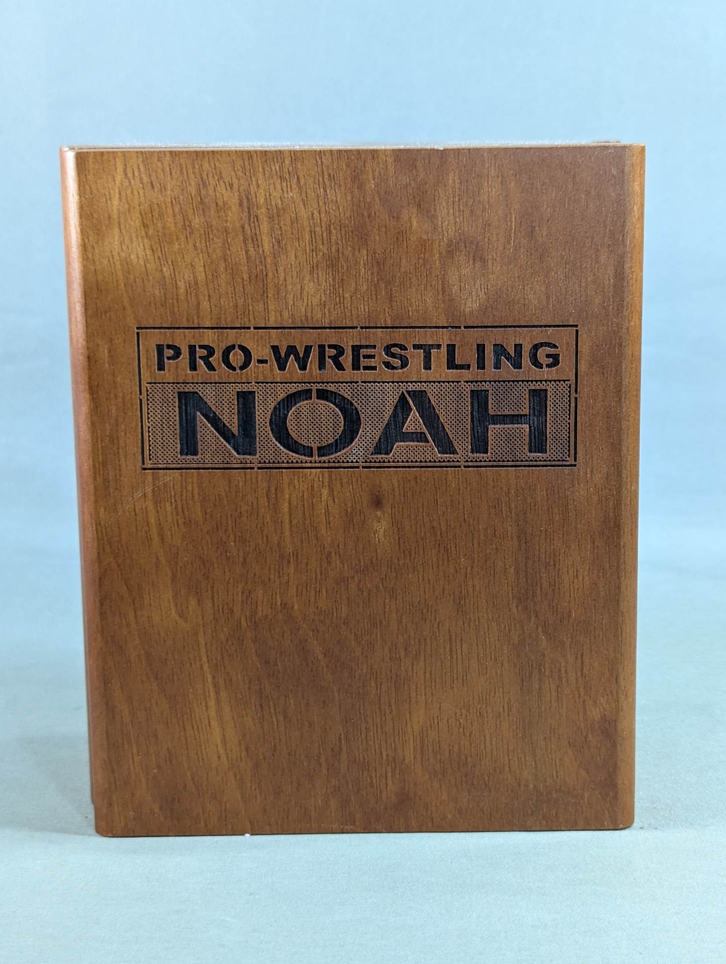★ ★ not sold in stores NOAH 1st Anniversary Table Clock