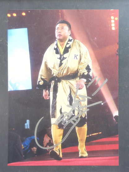 ★ worn by him in ★ a gown Toshiaki Kawada Hand signed autograph  memorial panel