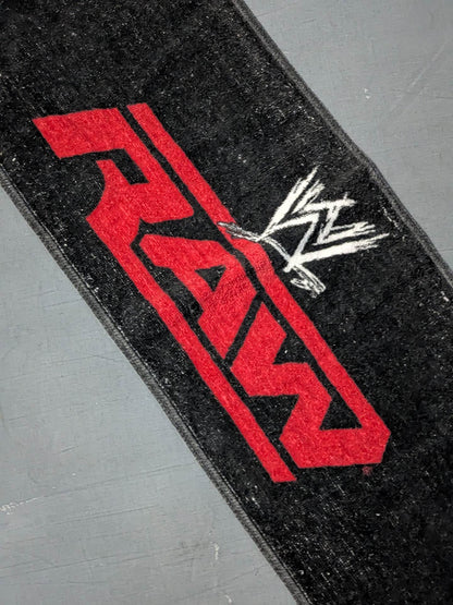 WWE RAW WORLD TOUR 2011 Muffler Towel