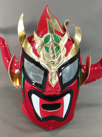 獣神サンダーライガー