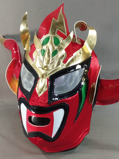 獣神サンダーライガー