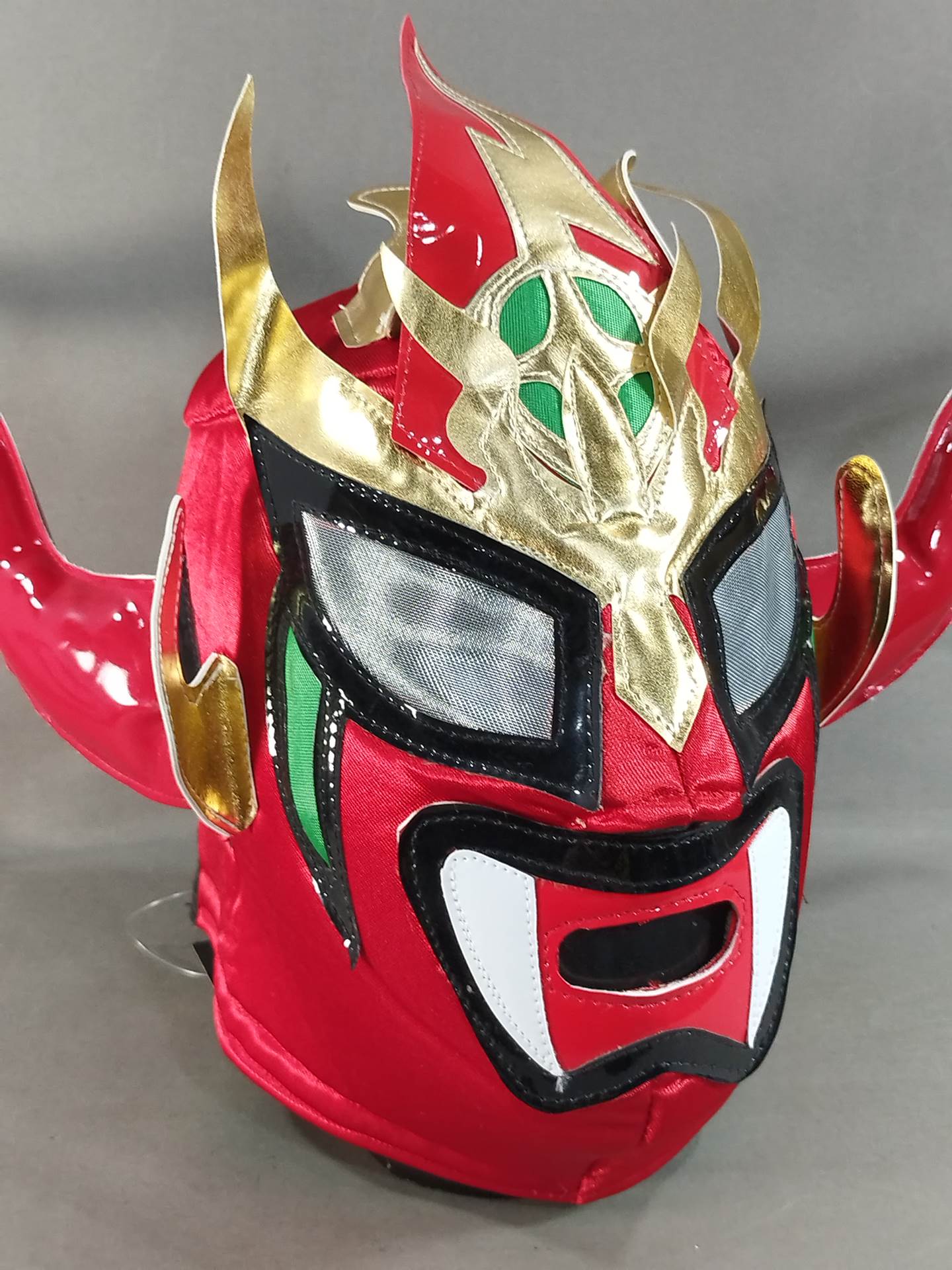 獣神サンダーライガー