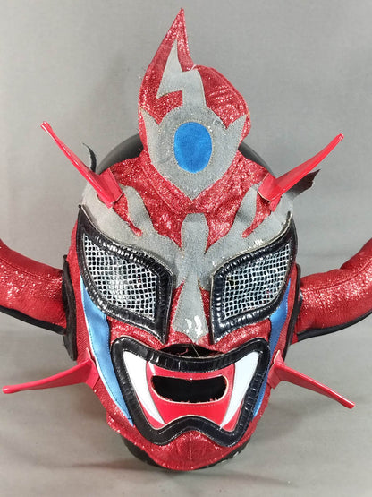 獣神サンダーライガー