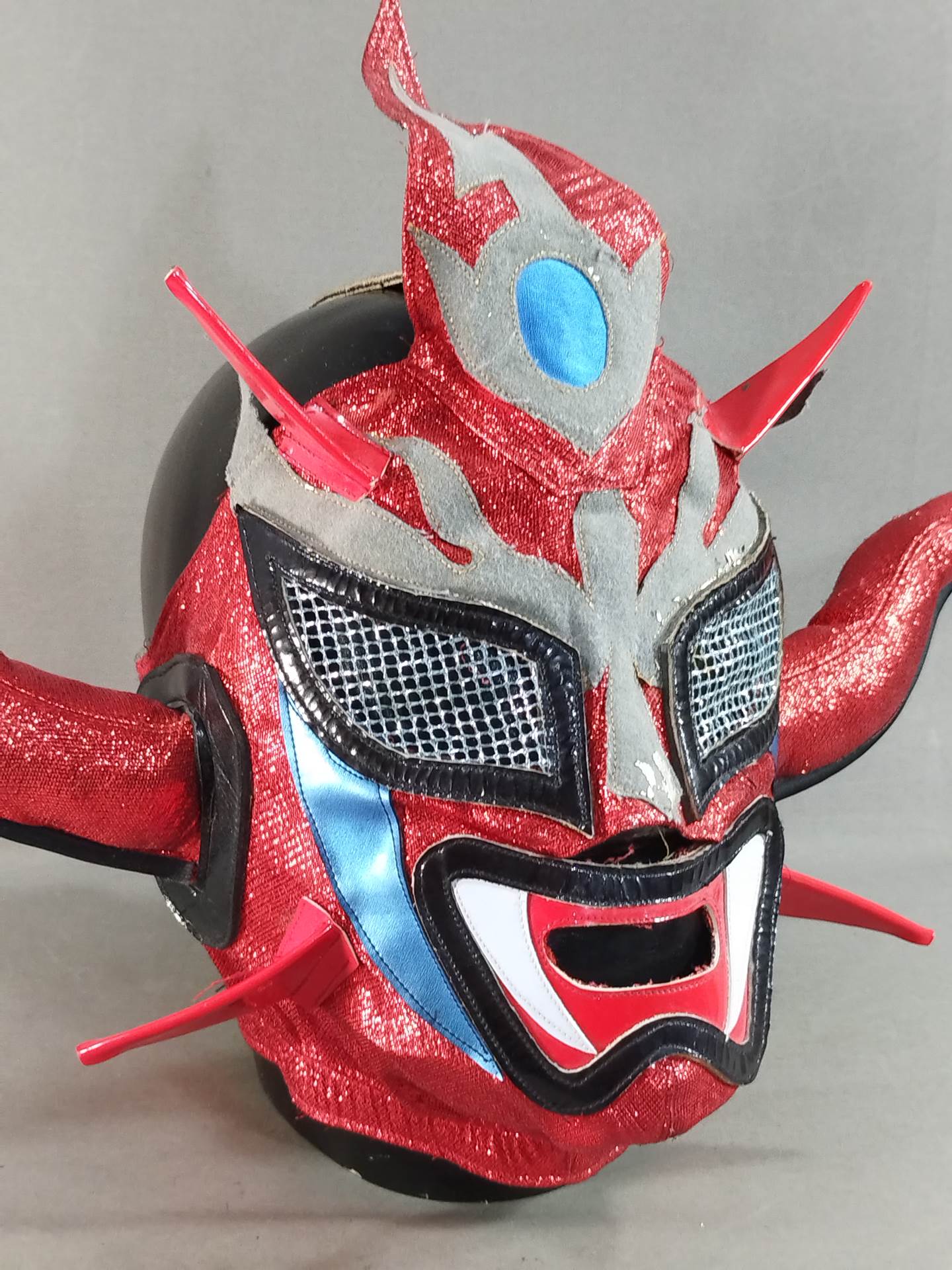 獣神サンダーライガー