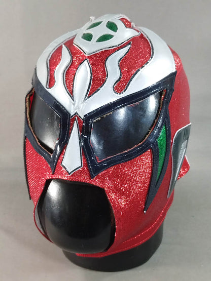 獣神サンダーライガー