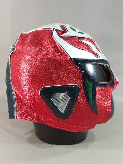 獣神サンダーライガー