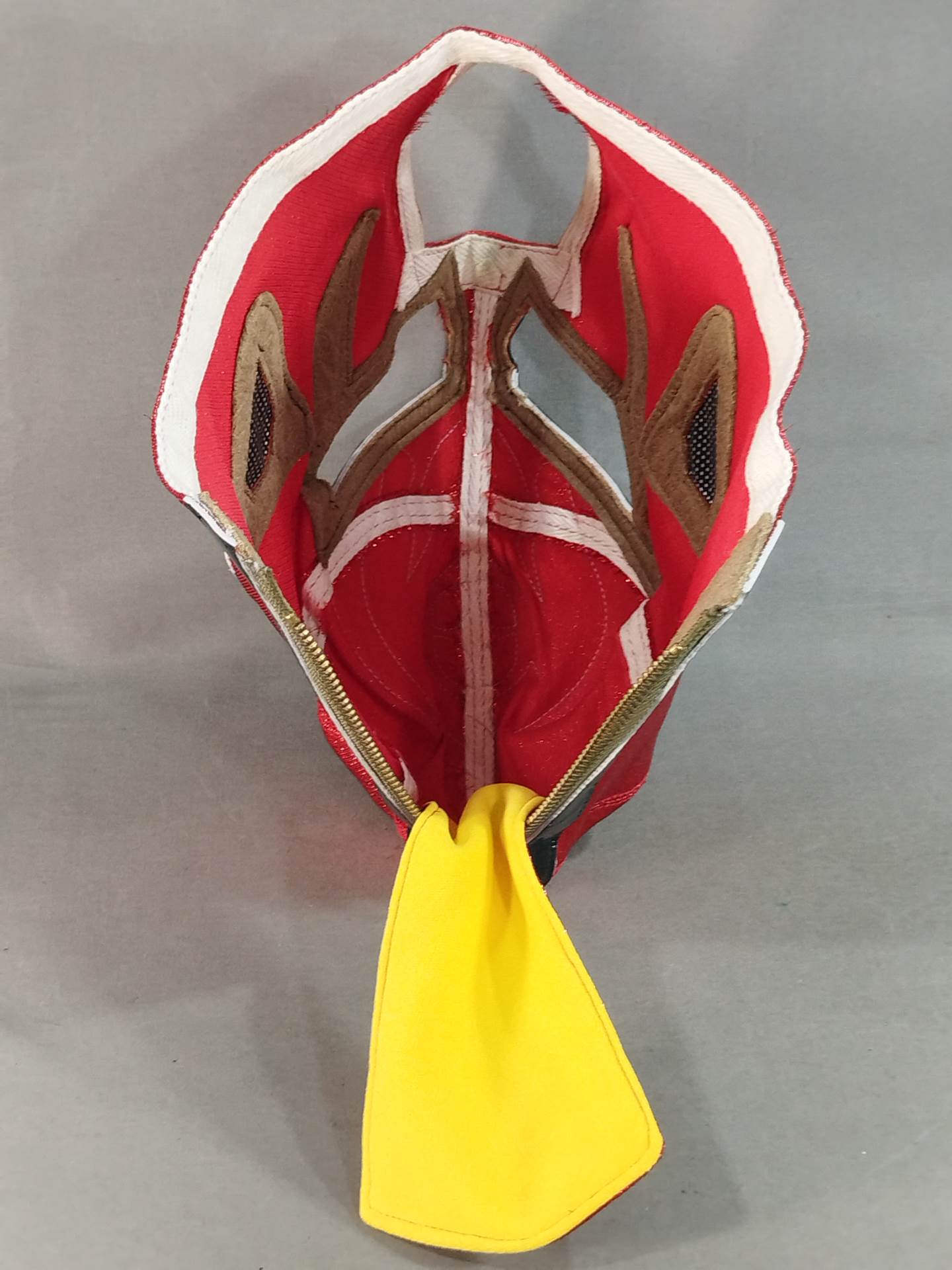 獣神サンダーライガー