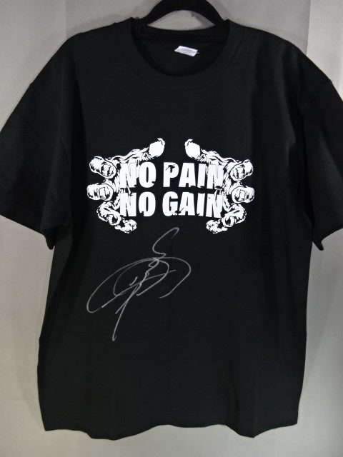 【hand signed autograph】 Naruki Doi  " NO PAIN NO GAIN" T-Shirt (2) (Black)