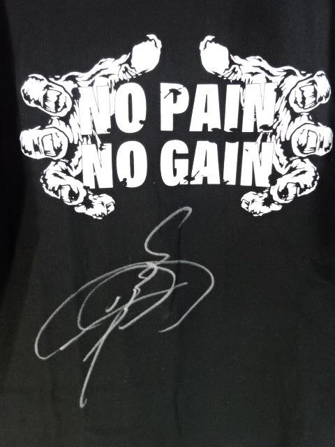 【hand signed autograph】 Naruki Doi  " NO PAIN NO GAIN" T-Shirt (2) (Black)