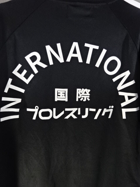 CAPITAL× International Pro Wrestling  T-Shirt (1) (Black)