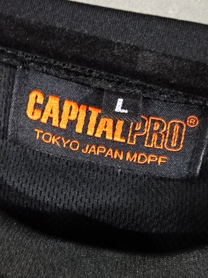 CAPITAL× International Pro Wrestling  T-Shirt (1) (Black)