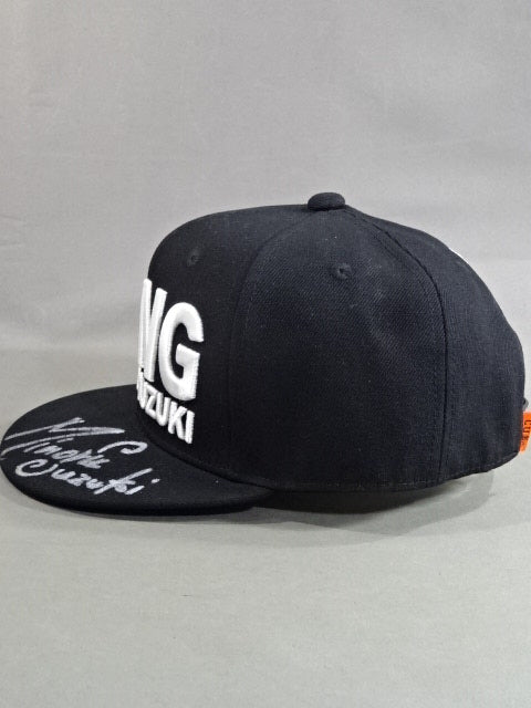 【直筆サイン入り】鈴木みのる「The KING」キャップ①(ブラック×ホワイト)
