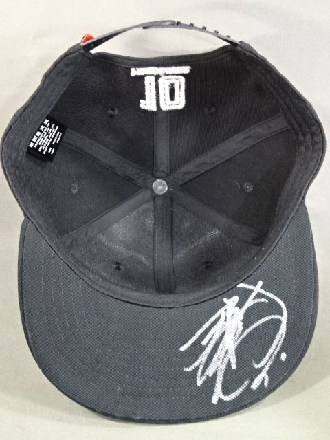 【直筆サイン入り】鈴木みのる「The KING」キャップ①(ブラック×ホワイト)