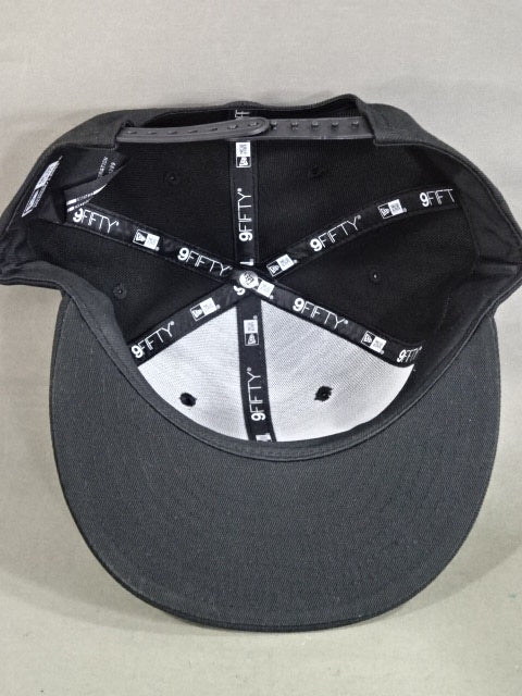 NOAH×NEW ERAコラボ立体刺繍 ロゴキャップ