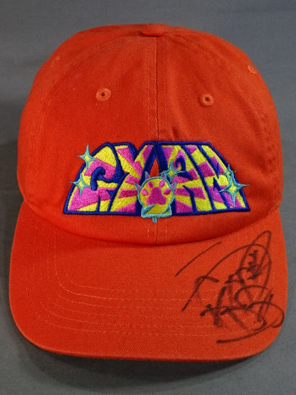 【直筆サイン入り】ウナギ・サヤカ「ぎゃん」 キャップ①(オレンジ)