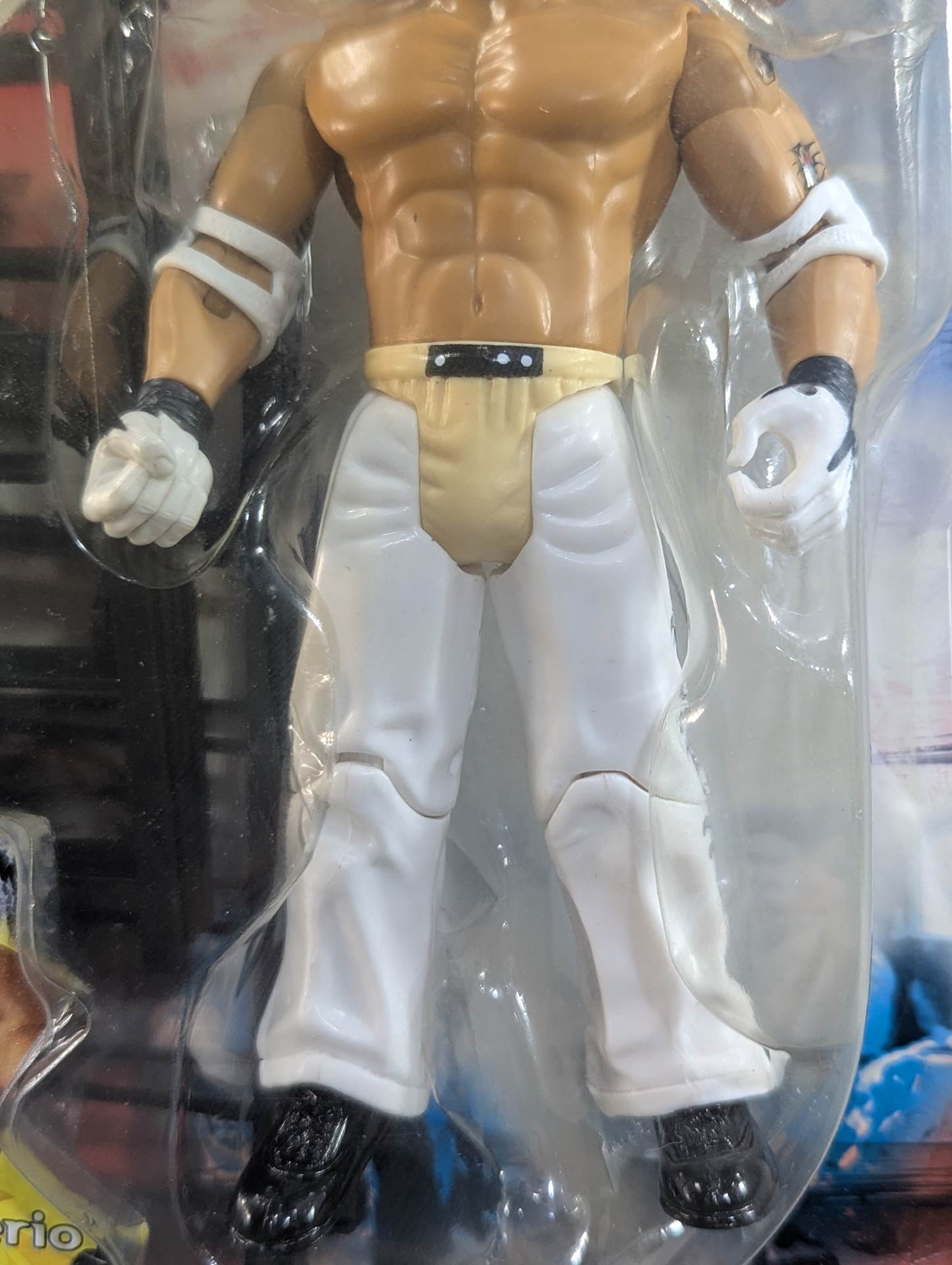 Rey Mysterio  (white× yellow× black mask)