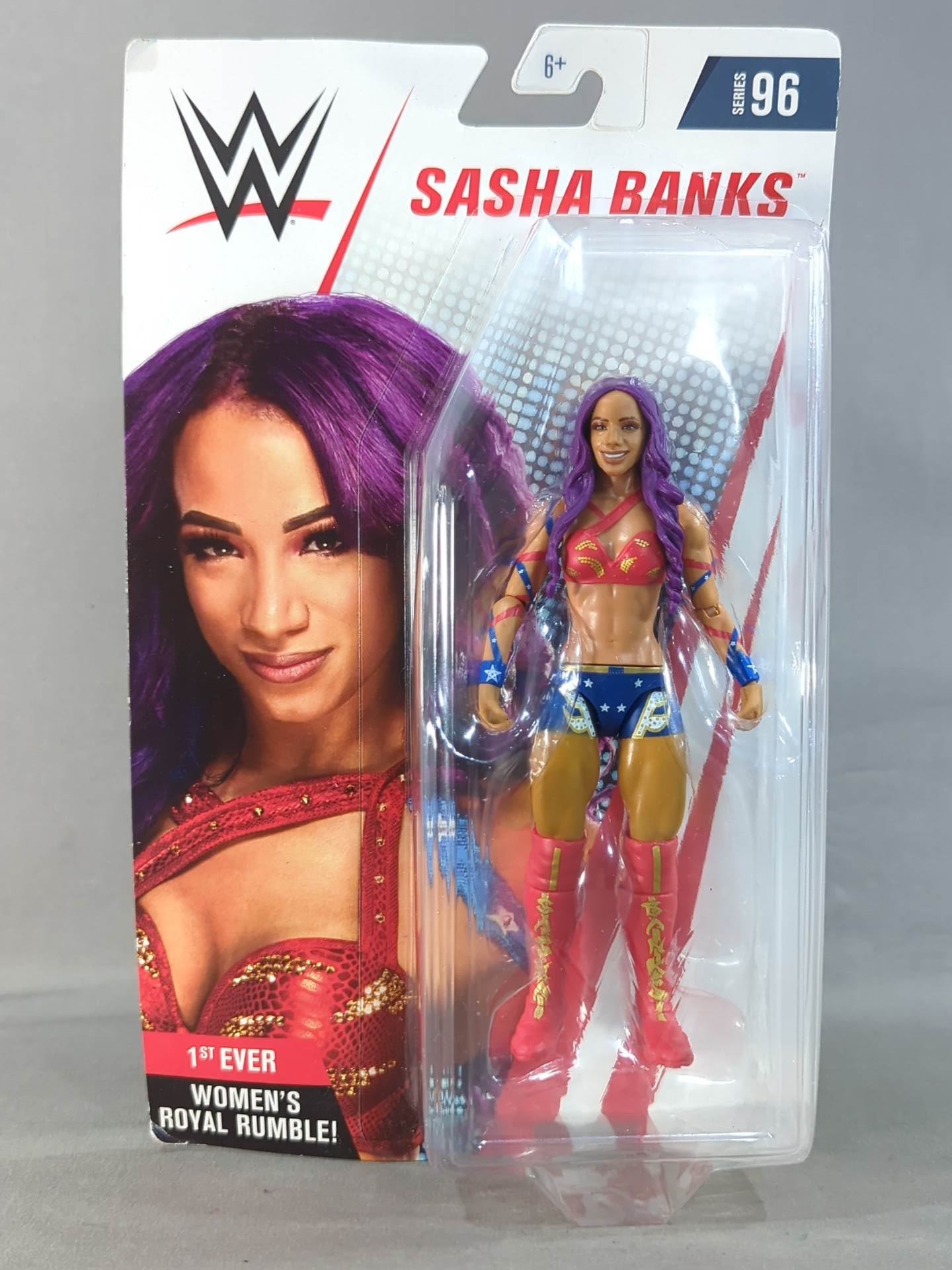 Sasha Banks (blue×red costume)