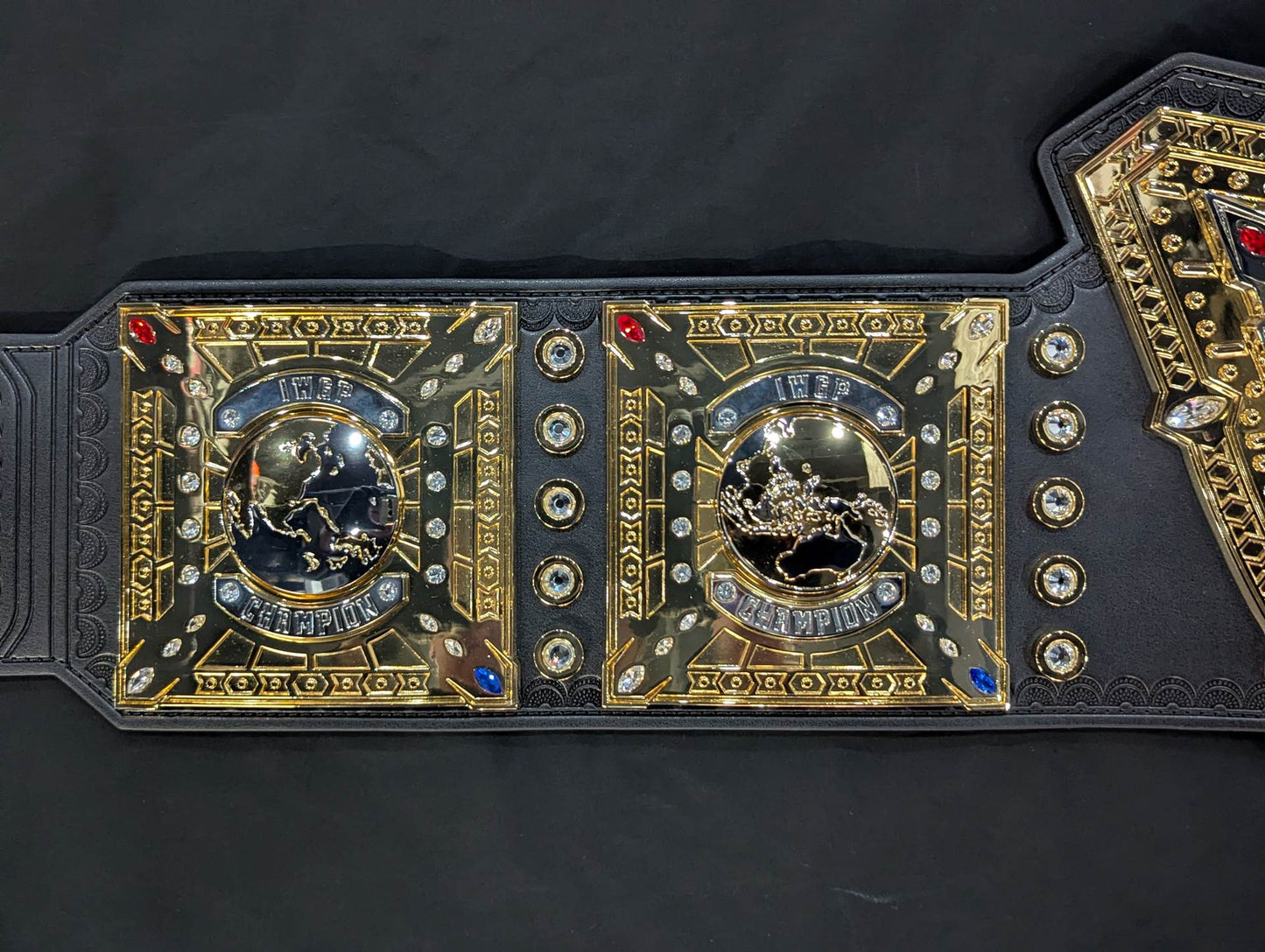 IWGP World Heavy Weight Championship Belt