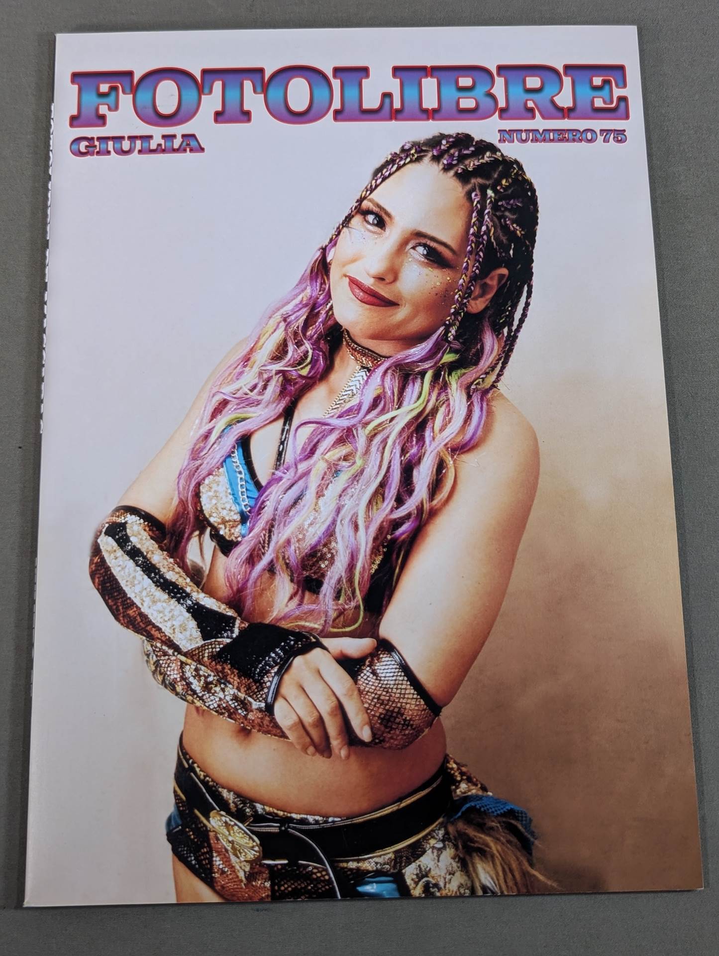 FOTOLIBRE de Mascara Numero.75